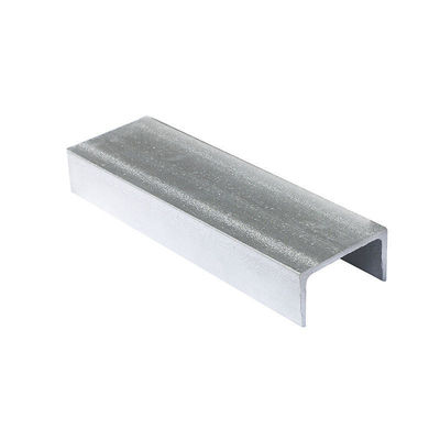 합금 물질 탄소 스틸 U 채널 JIS ASTM GB BS EN DIN 표준과 합금입니다